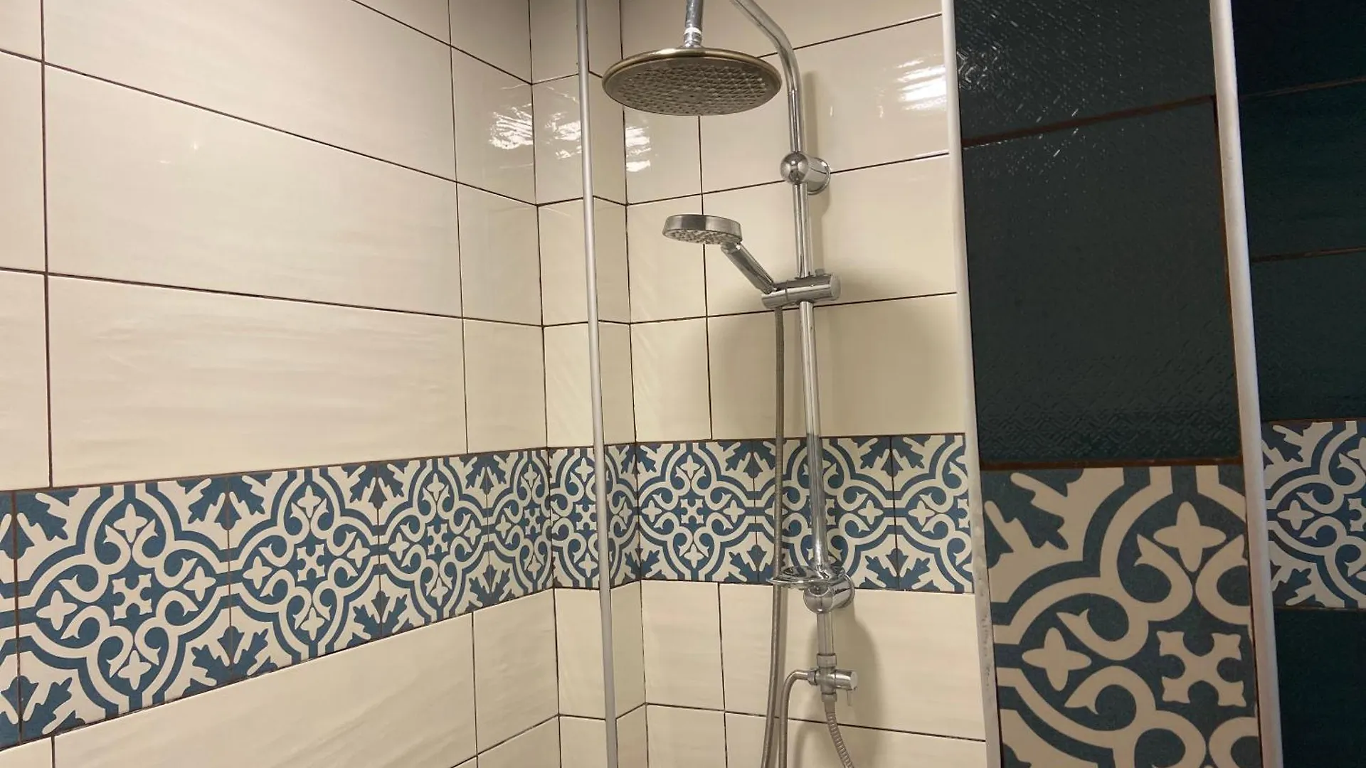 Duplex Apartment In Old Tbilisi Georgien